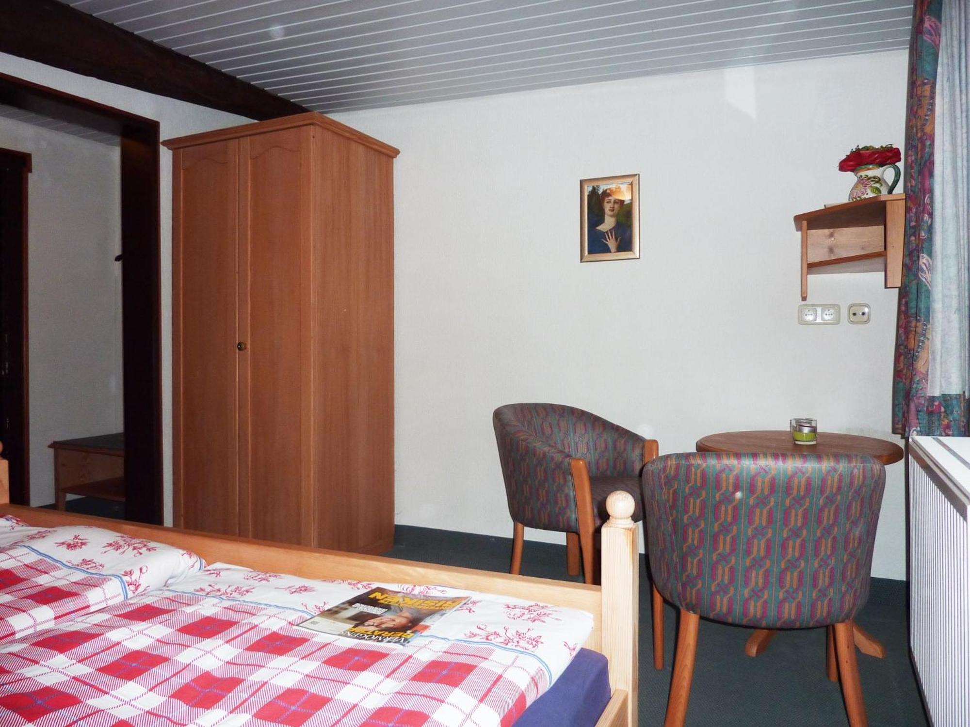 Hof Guttels Waldgasthof Ferienpension Rotenburg an der Fulda Ruang foto