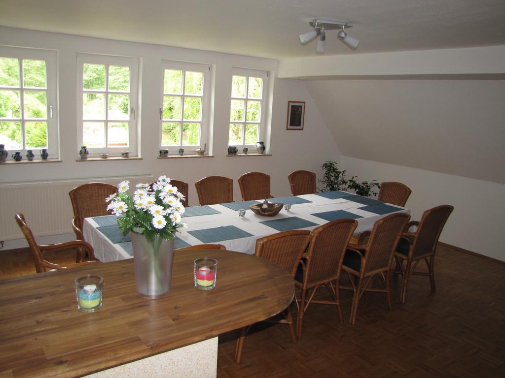 Hof Guttels Waldgasthof Ferienpension Rotenburg an der Fulda Ruang foto