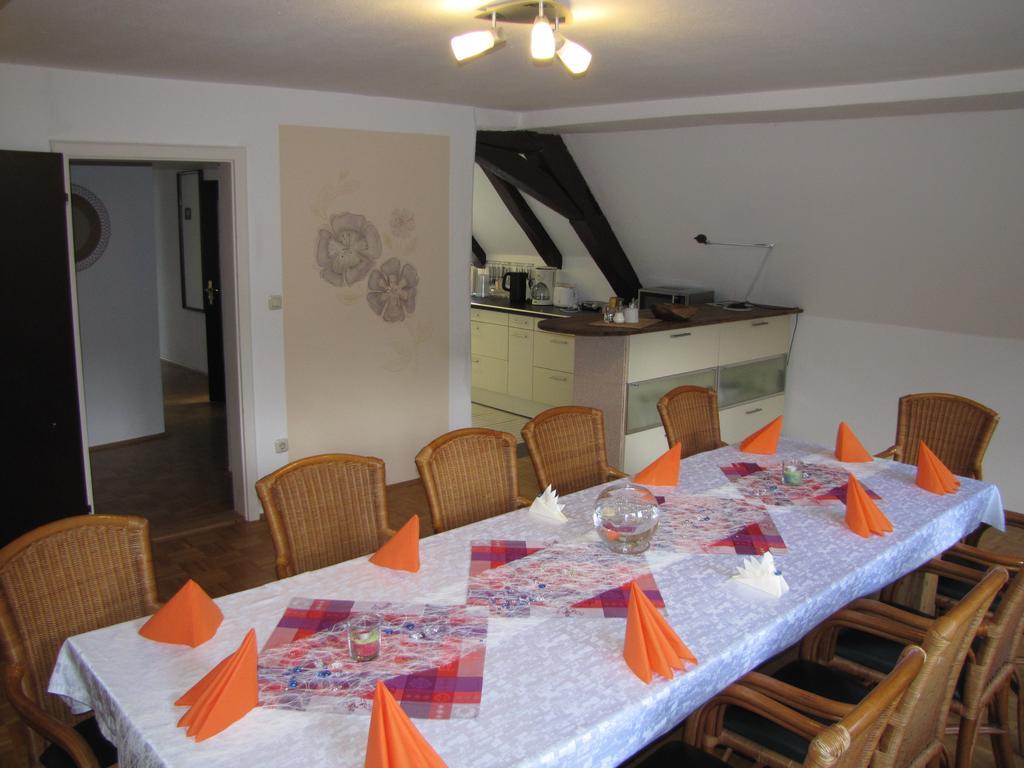 Hof Guttels Waldgasthof Ferienpension Rotenburg an der Fulda Ruang foto